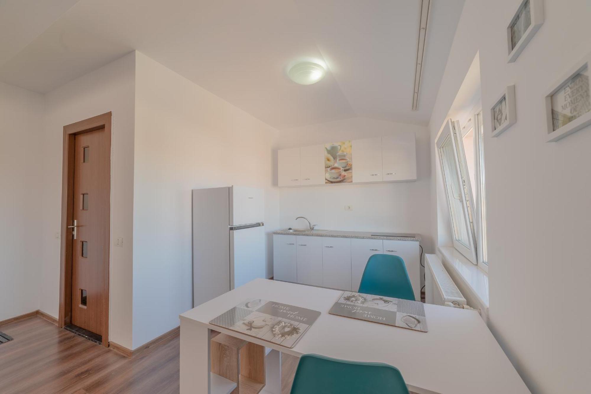 Апартаменты Casa Zorilor Cluj Экстерьер фото
